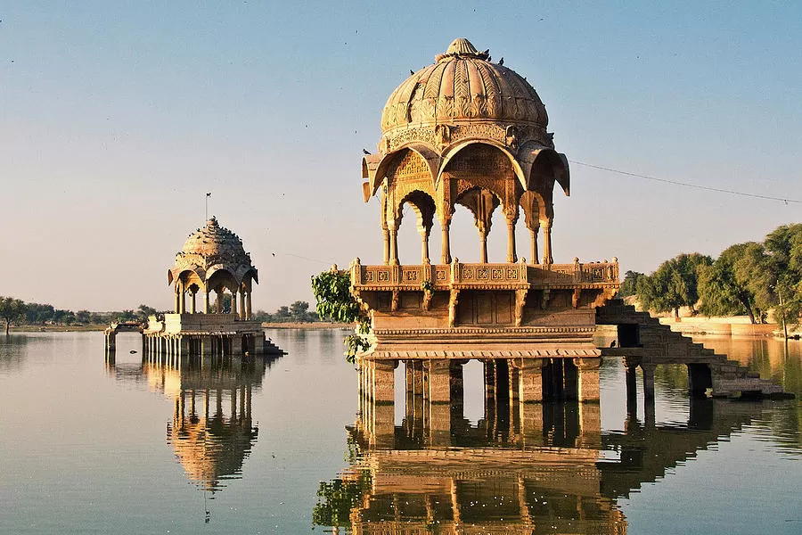 gadisar lake sunset